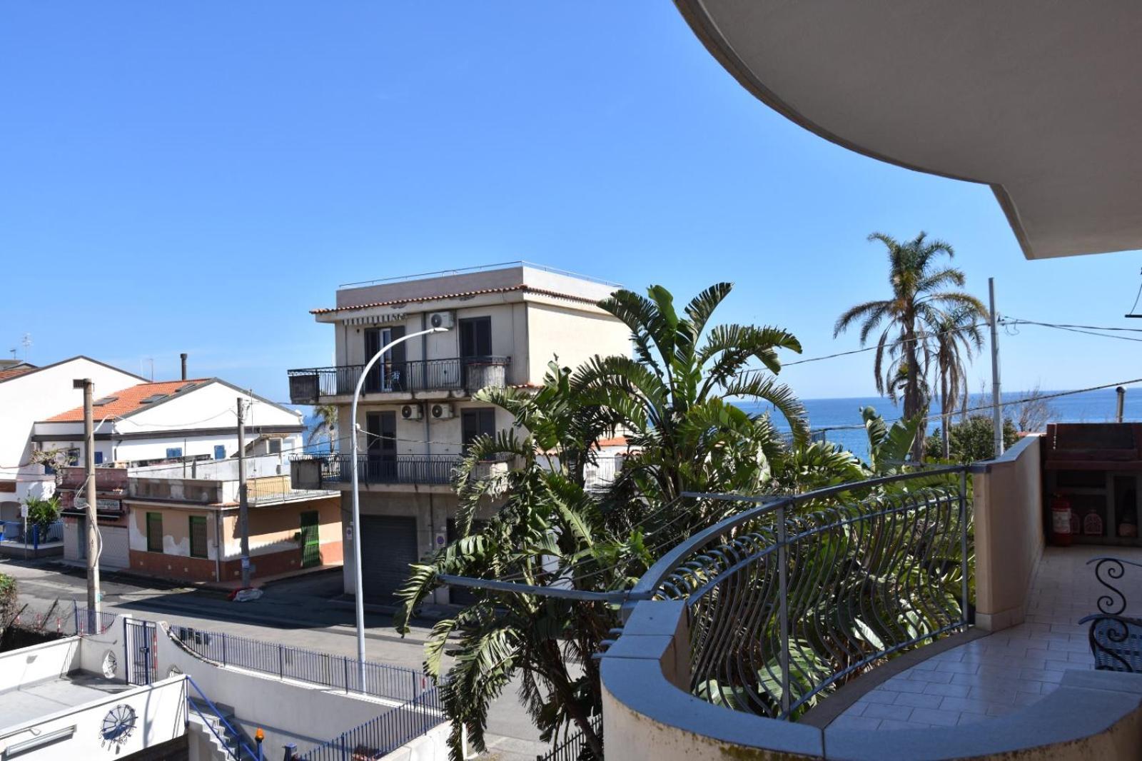 Apartment Panorama House Mascali